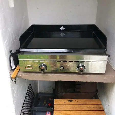 Holiday home Le 64 *